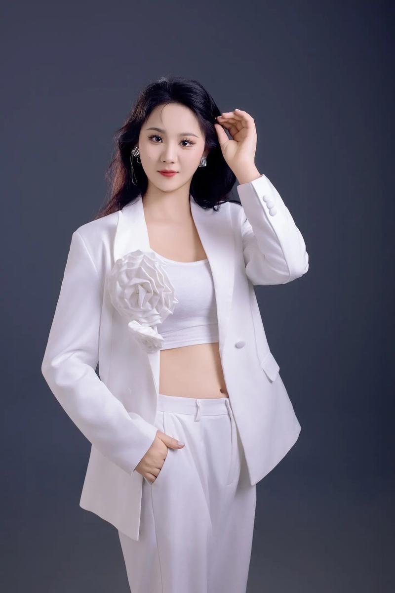化妆造型：从新人到专家的进阶之路